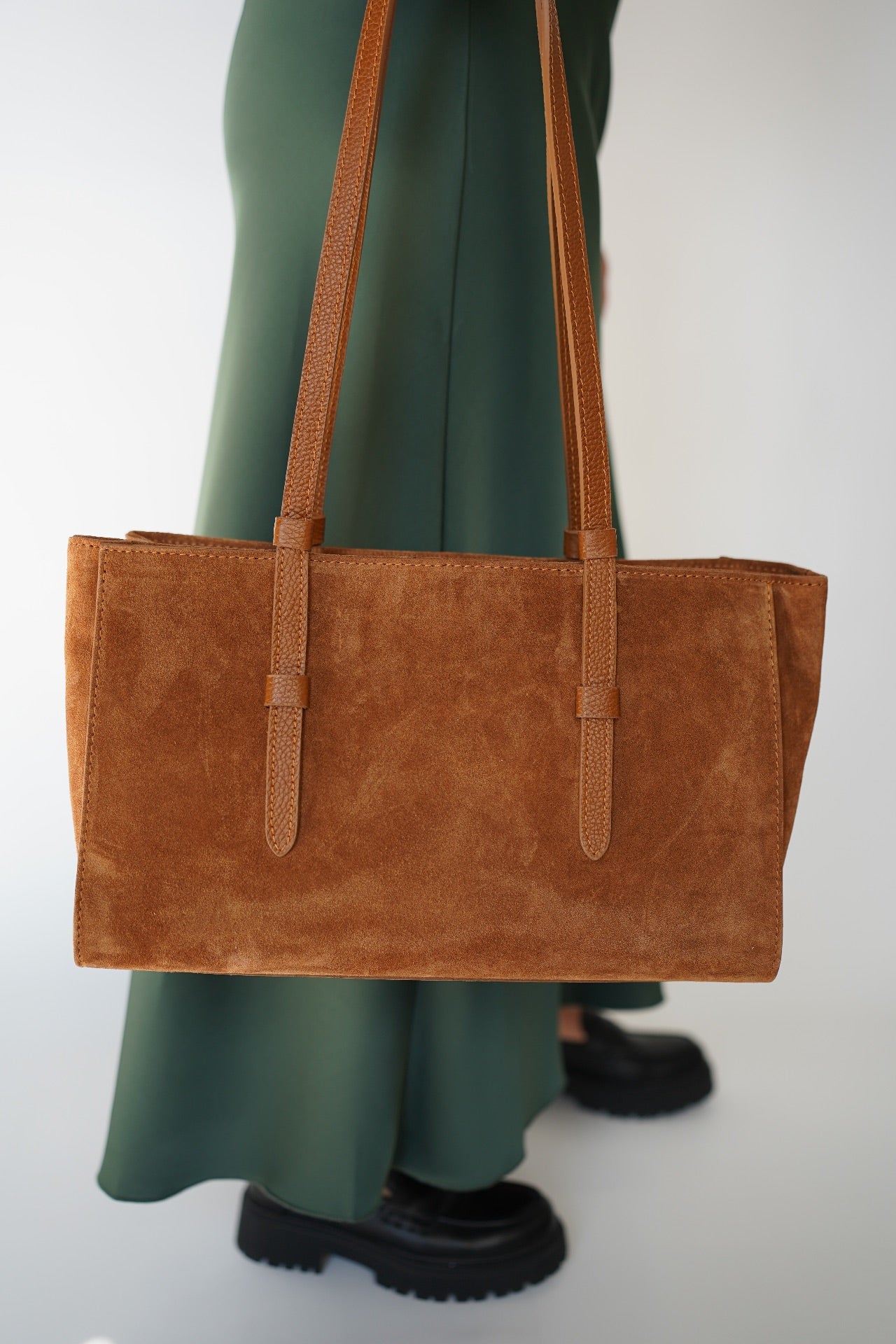 Сумка тоут Leya