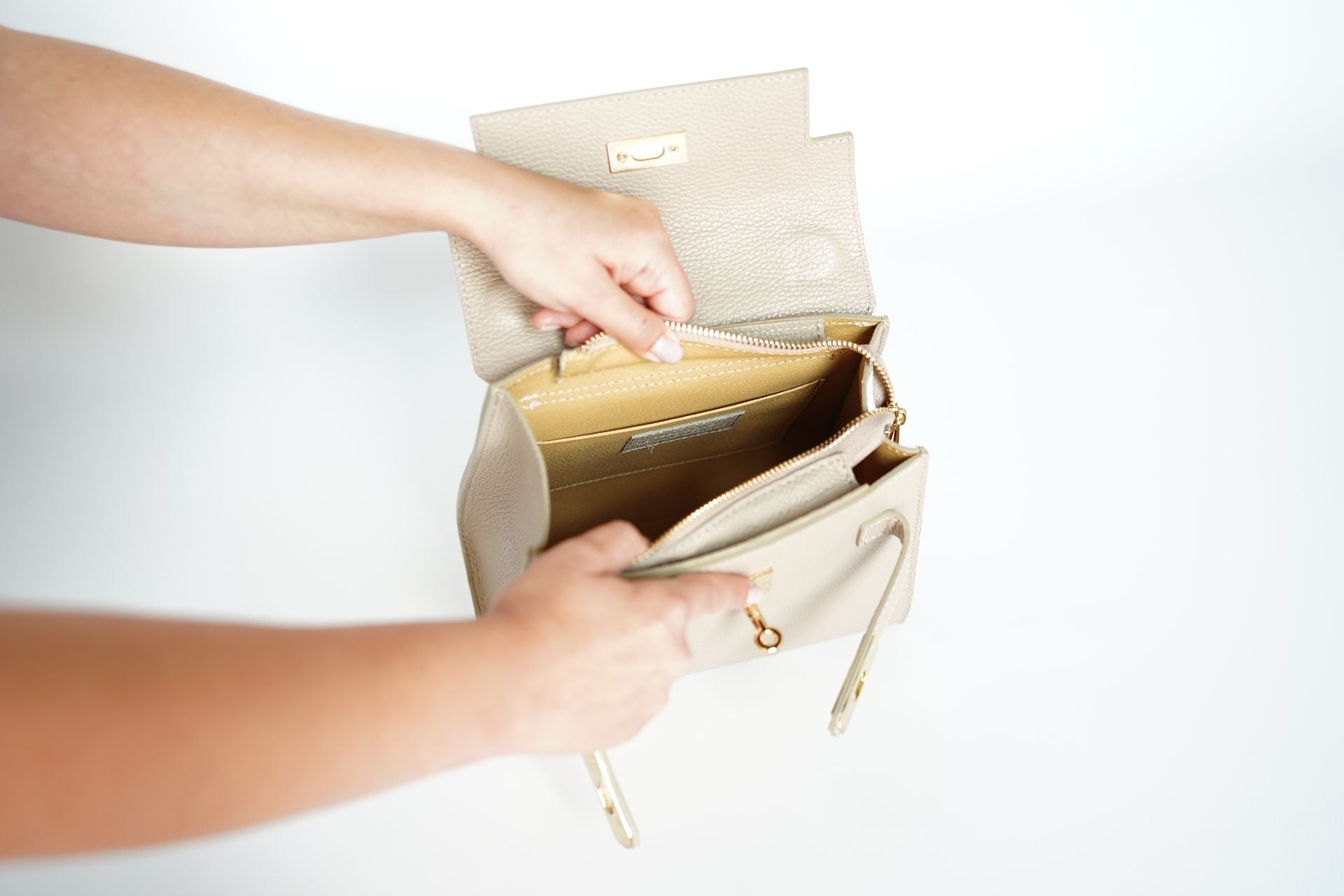 Сумка крос-боді Esmi