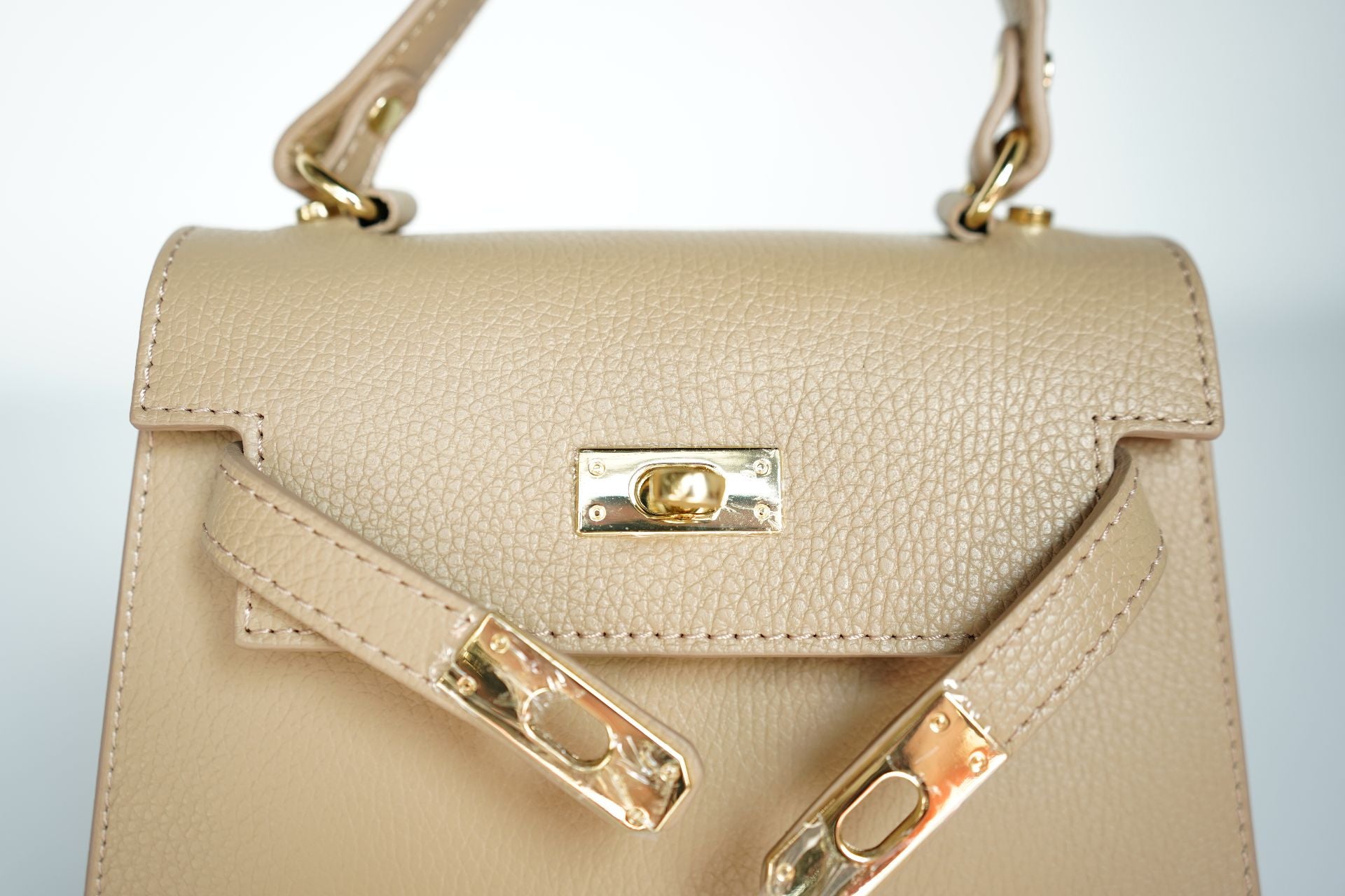 Сумка крос-боді Esmi