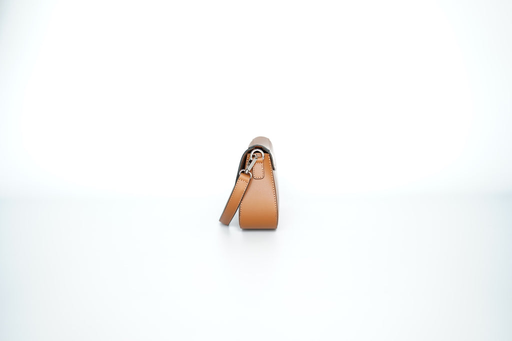 Сумка багет Lizi